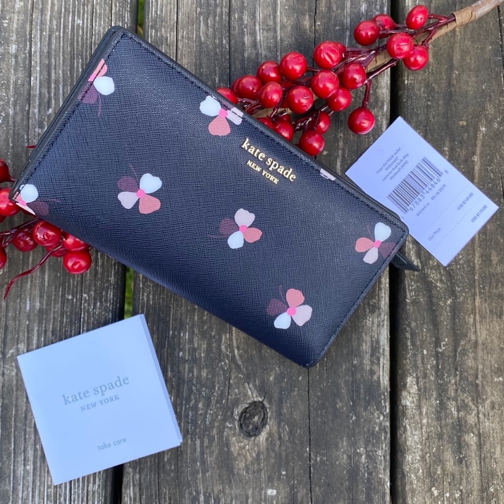 Kate Spade ♠️ snap close wallet 🆕